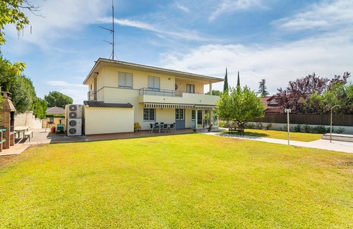 Distrito Norte Sierra House | La casa del olivo en Córdoba