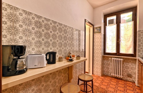 Bogliaco Apartment | La Casa del Vento - Appartamento Collina by Theater Home