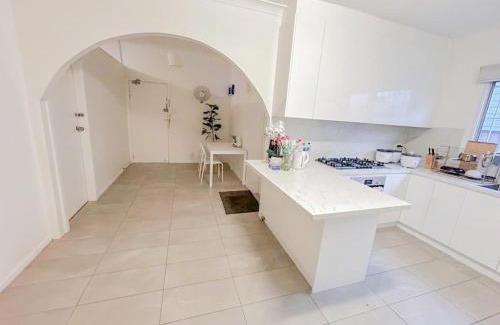 Campsie House | La Casa Di Dicembre 103 Brighton Avenue