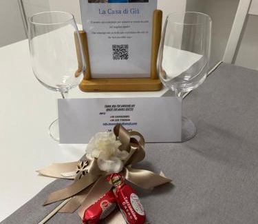 Pozzuoli Apartment | La Casa di Giù