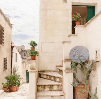 Sasso Barisano House | La Casa di Gianni