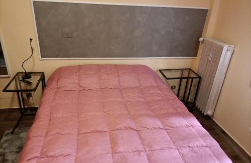 San Donato-San Vitale Apartment | La casa di Laura