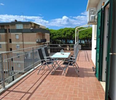 Follonica Apartment | La Casetta Bianca