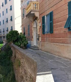 Sestri Ponente Apartment | La Casetta di Hera by SMART-HOME