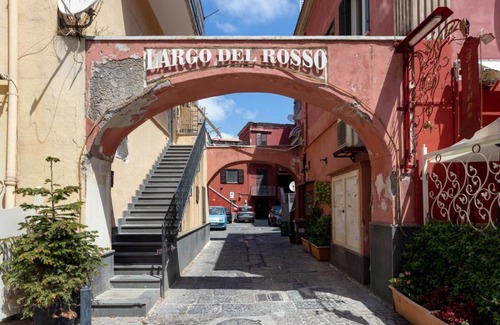Pozzuoli Apartment | La Casina di Largo del Rosso