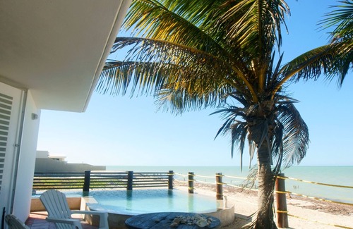 Chelem Villa | La Casita de Chelem House/with a beautiful Mayan pool