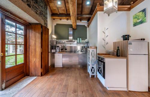 Oza de los Rios Villa | La Casita de Oza