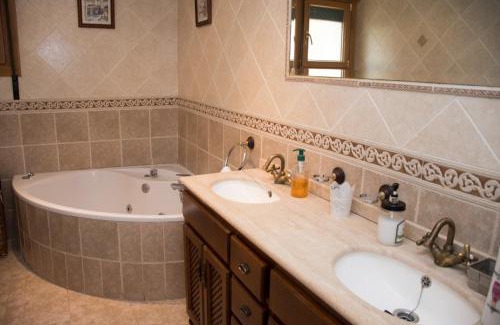 Palazuelos de Eresma House | La casona de isa