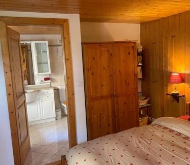 Granges Bed & Breakfast | La Chambre Du Bisse