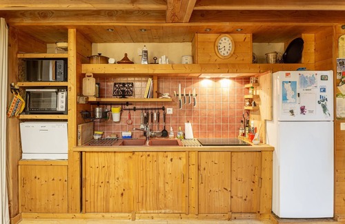 Pirou Cottage | La Charronnerie-Pirou (W-coast) Quiet gîte 3* for 2 p. Sanding beach 3km.