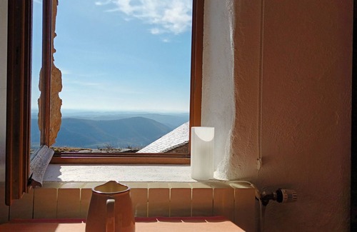 Castelnau-Pegayrols House | La Clé Des Sens' vacation home with mountain views, private terrace and indoor pool.