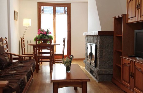 Benasque Apartment | La Coma de Alba, located in the town of Benasque