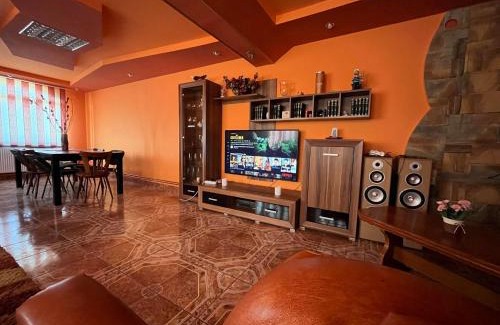 Bumbesti-Jiu Bed & Breakfast | La Conac Complex Deluxe Targu-Jiu