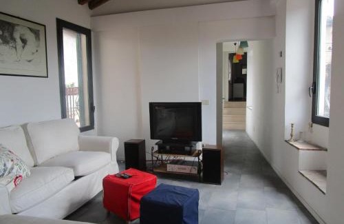 Sorano Apartment | La Crisalide
