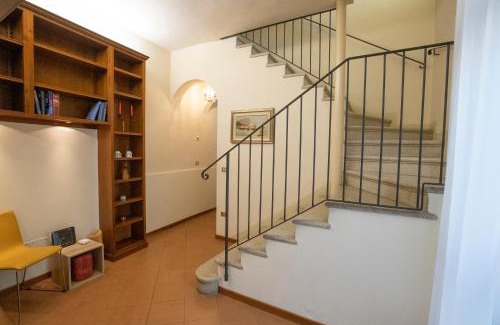 Imola Apartment | La Dimora delle Emozioni - Il Fascino del Centro Storico e L'adrenalina dell'Autodromo