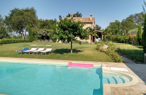 Chigiano Villa | La Dolce Vita! Stunning villa, beautiful surroundings.