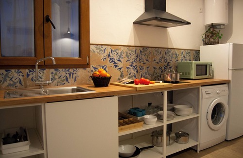 La Zubia Apartment | La Ermita. In the center of La Zubia 5 min. from Granada and the Alhambra!