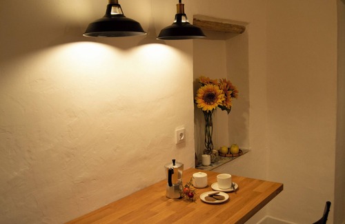 La Zubia Apartment | La Ermita. In the center of La Zubia 5 min. from Granada and the Alhambra!