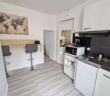 Angouleme Apartment | La famille