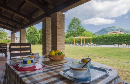Colle Aprico House | La Fenice - 08 pax by Interhome