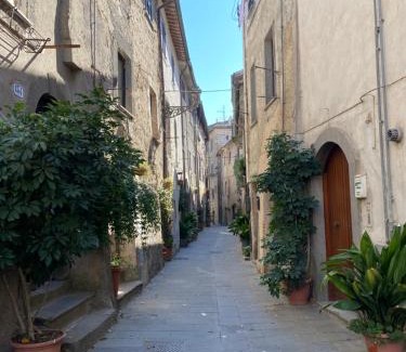 Marta Apartment | La FINESTRA SUL LAGO DI BOLSENA