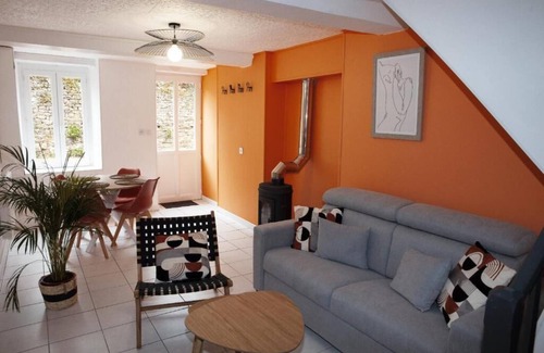La Foret-Auvray House | La Foresienne