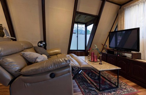 La Fortuna Ski Chalet | La Fortuna Private Chalet