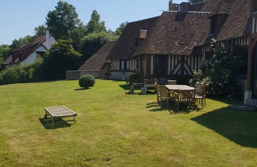 Honfleur House | La Girelle - Prestige beachfront villa with private beach access