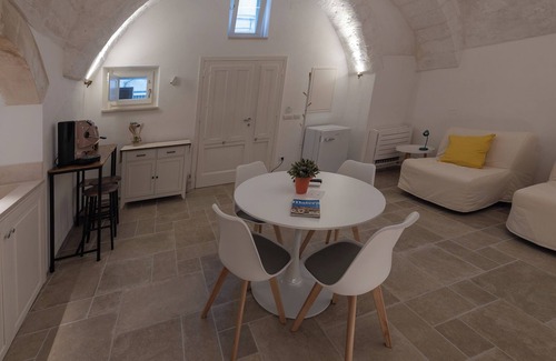 Sasso Caveoso House | La Goccia Suite - Studio House, Sleeps 4