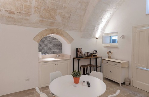 Sasso Caveoso House | La Goccia Suite - Studio House, Sleeps 4