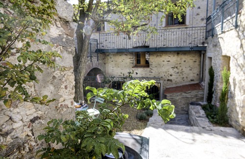 Belesta Cottage | La Grange gauche - The Castle House by Domaine RIBERACH
