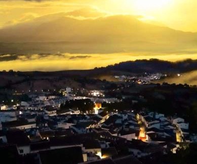 Los Angeles Apartment | La Hacienda de Don Luis