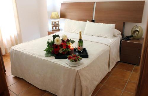 Los Angeles Apartment | La Hacienda de Don Luis