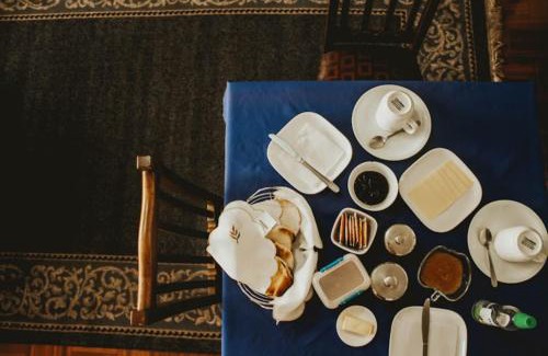 Valdivia House | La Hostal Anwandter