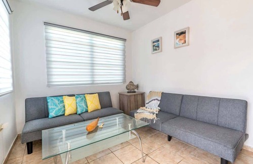 Manati House | La Jibara | Family Home | Vega Baja, PR