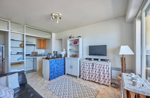Courseulles-sur-Mer Apartment | La Longue Vue - Appt face à la mer