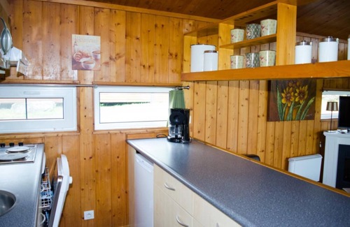 Hastiere Ski Chalet | La Lune Comfort 6p - Three Bedroom Chalet, Sleeps 6