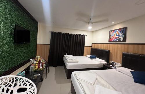 Tajpur Resort | La Macaw Resort