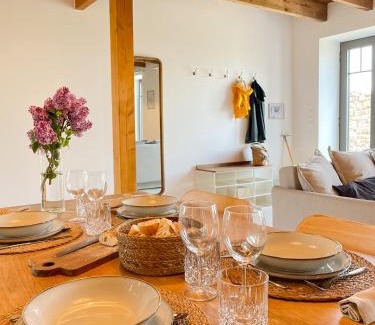 Saint-Georges-de-Grehaigne House | La Maison de Léon