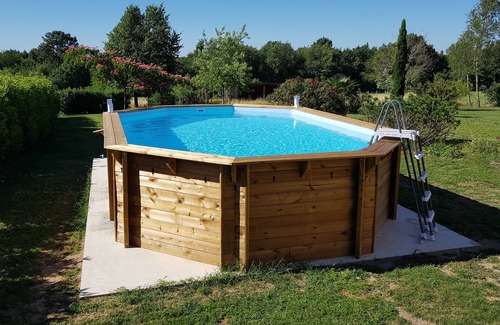 La Courade House | La maison aux ânes in the countryside, surrounded by vineyards with swimming pool.