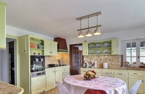 Saint-Symphorien House | La Maison Camélia - SAINT SYMPHORIEN