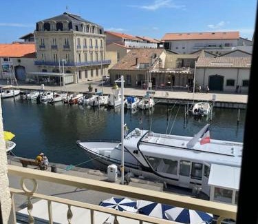 Marseillan Apartment | La maison du Port Apt MARSA