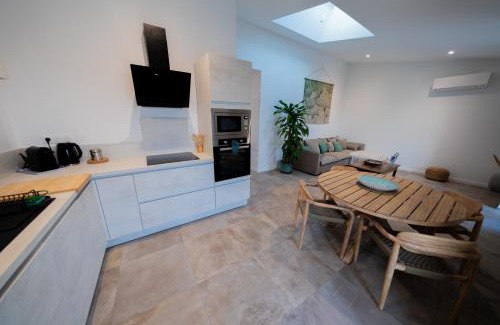 Marseillan Apartment | La maison du Port Apt MARSA