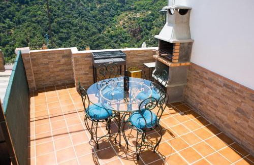 Jubrique Apartment | La marikilla