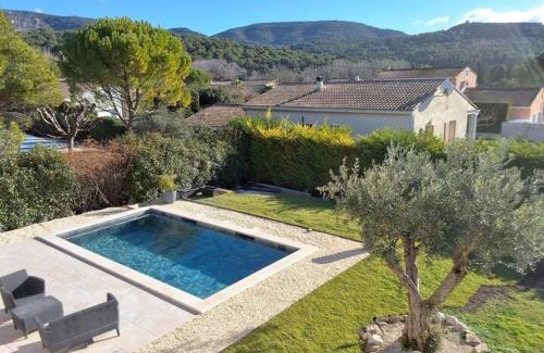 Saumane-de-Vaucluse Villa | La marinette