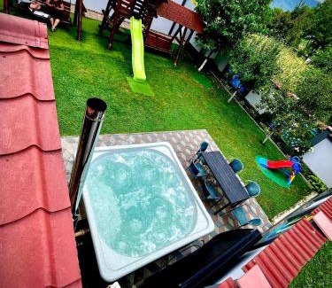 Bujoreni House | La Mateo