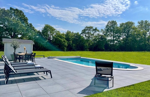 Saint-Symphorien House | La Normande -Heated pool - 10 min Pont Audemer - 10 People