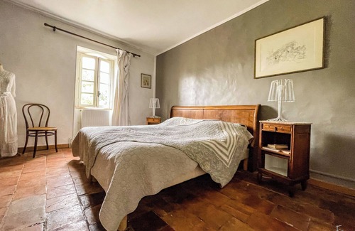 Rochegude Bed & Breakfast | La Pause dans les vignes. near Mont Ventoux, Orange, Vaison and Grignan
