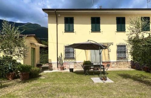 Camaiore Boat Rental | La Pergola Comfortable holiday residence