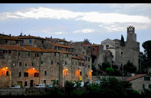 Campagnatico House | La Petite Maison